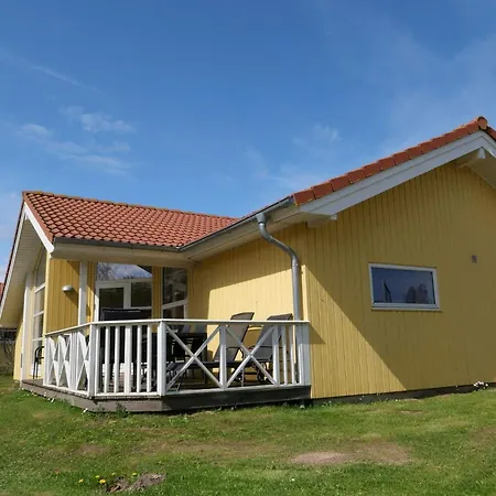 With Sunny Terrace Vakantiehuis *